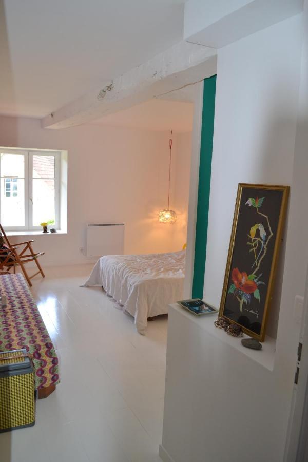 Chambre Privative Et Originale, A 20 Mn De Cluny Bed & Breakfast Trivy Exterior photo