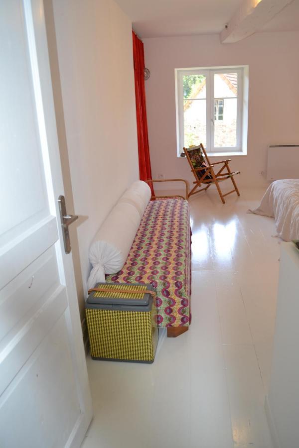 Chambre Privative Et Originale, A 20 Mn De Cluny Bed & Breakfast Trivy Exterior photo